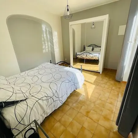 Chez Leo I - Appartement T2 Proche Tricastin Bollene Exterior photo