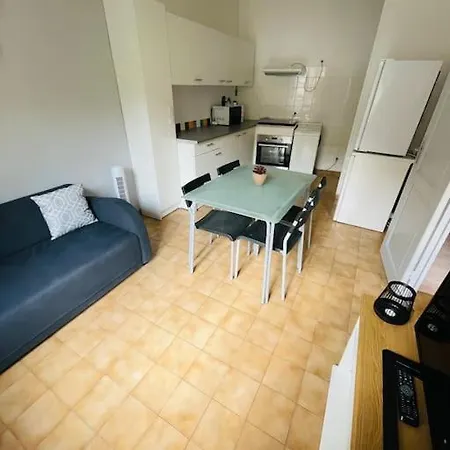 Chez Leo I - Appartement T2 Proche Tricastin Bollene Exterior photo