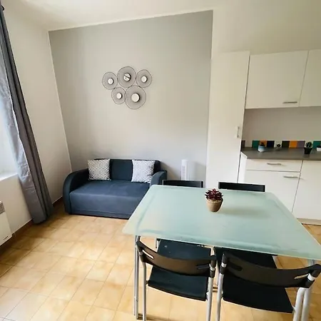 Chez Leo I - Appartement T2 Proche Tricastin Bollene Exterior photo